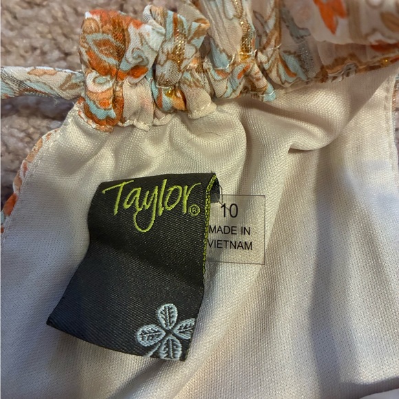Taylor Orange and Cream Floral Dress - Picture 3 of 3